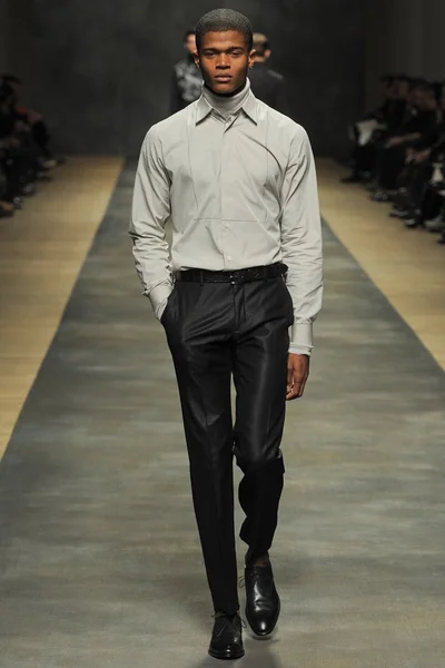 Look 44